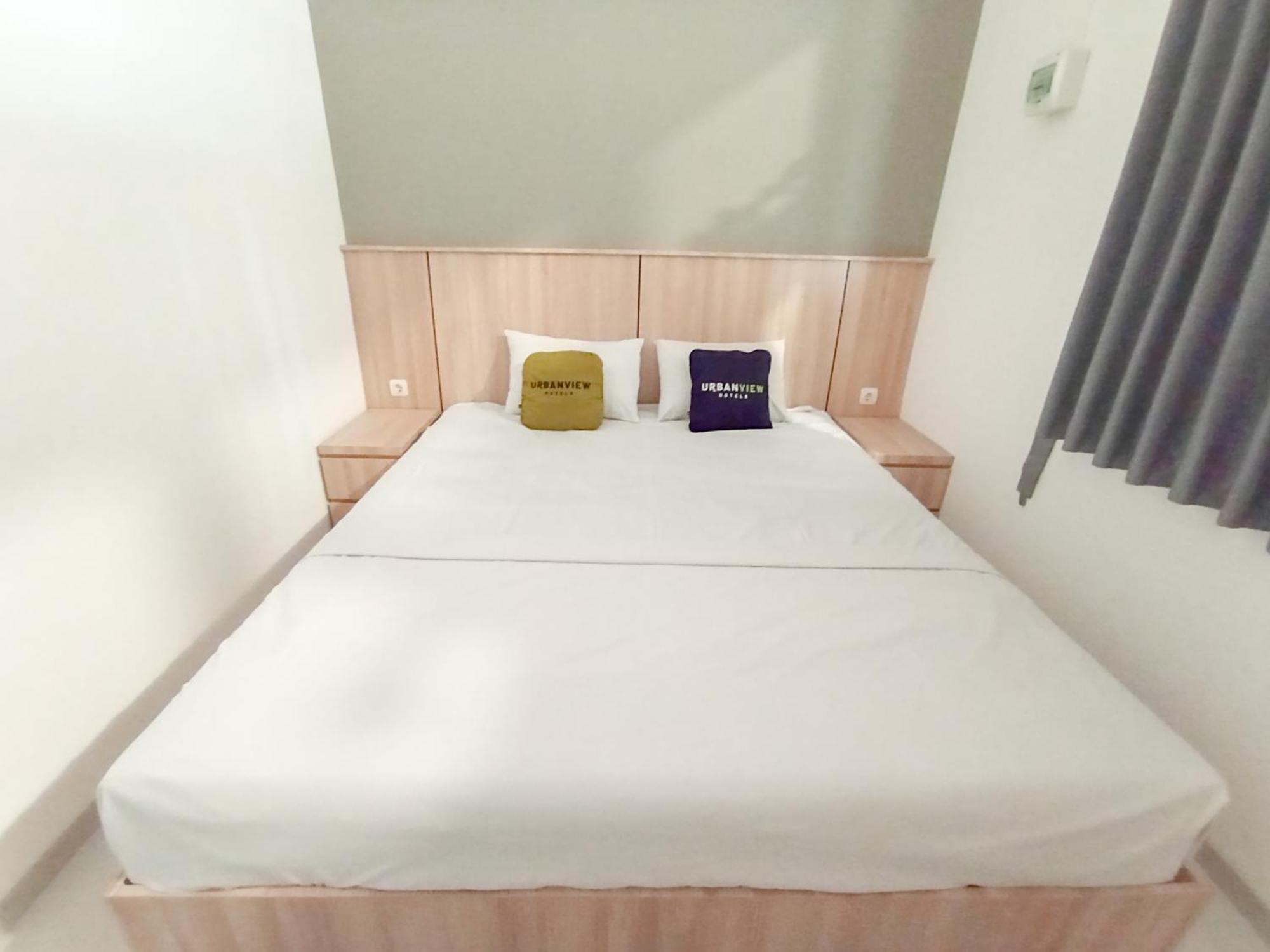 Urbanview Hotel Subali 푸르워케르토 외부 사진