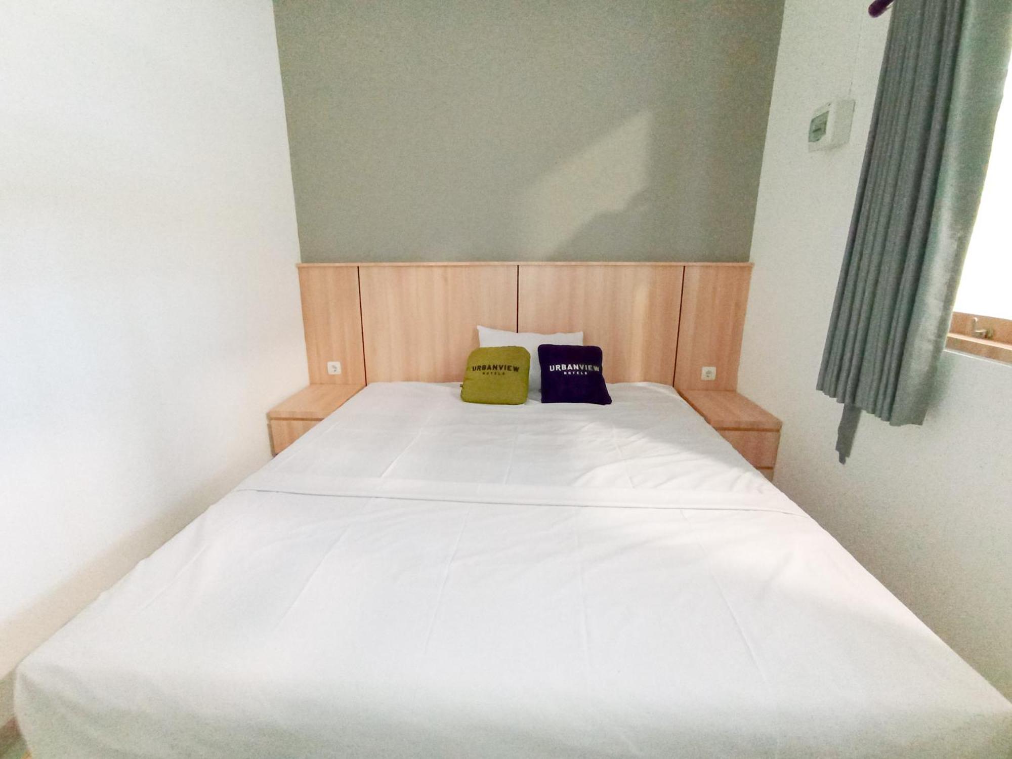 Urbanview Hotel Subali 푸르워케르토 외부 사진