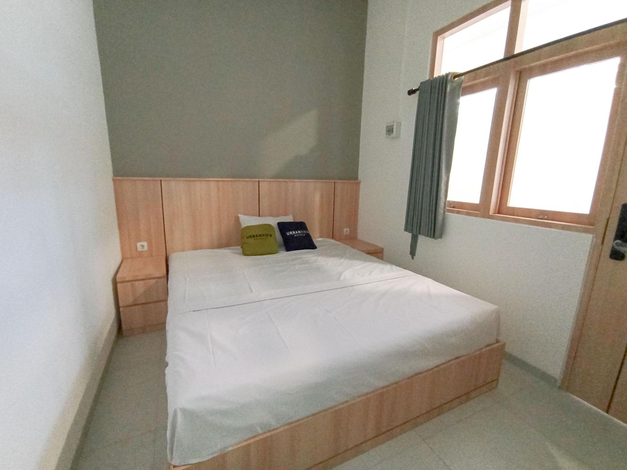 Urbanview Hotel Subali 푸르워케르토 외부 사진